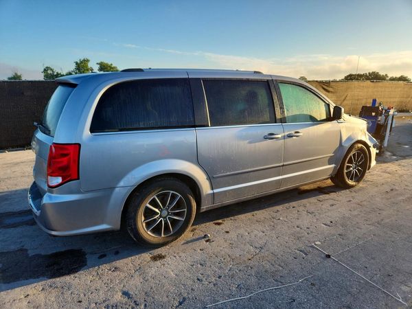 2017 DODGE GRAND CARAVAN SXT — PSRA