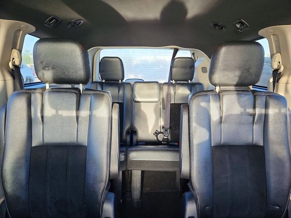 2017 DODGE GRAND CARAVAN SXT — SUVN