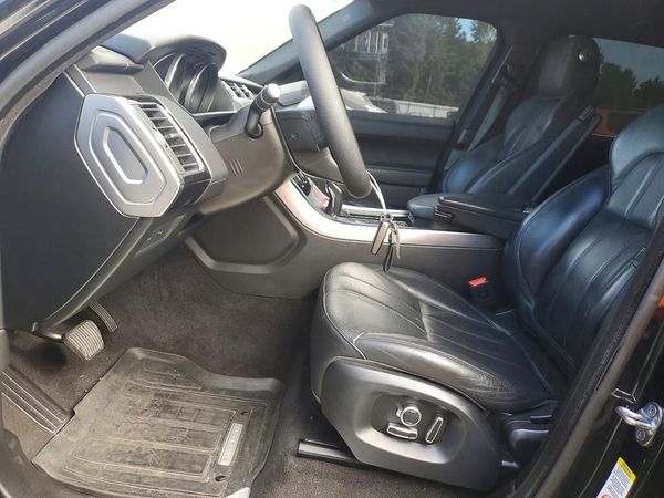 2016 LAND ROVER RANGEROVER HSE — DENT