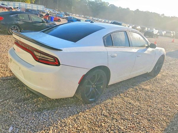2018 DODGE CHARGER SXT — PSRA