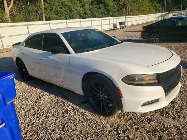 2018 DODGE CHARGER SXT — Passenger 3/4