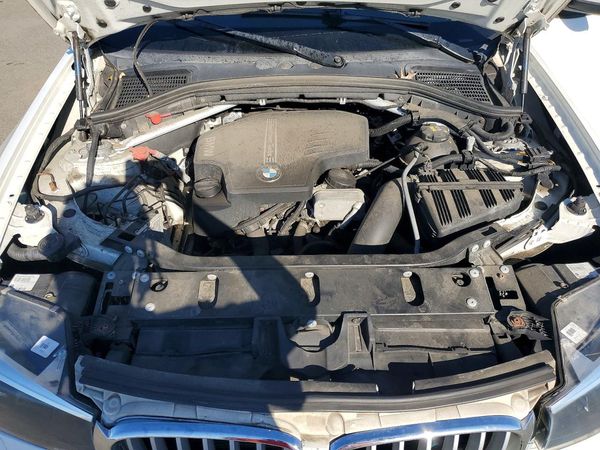 2017 BMW X3 xDrive28i — Engine bay