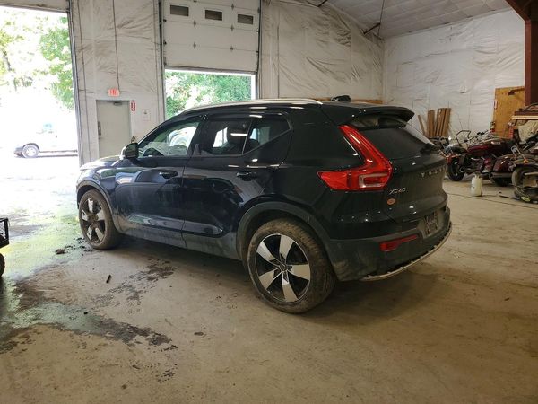 2019 VOLVO XC40 — DSRA