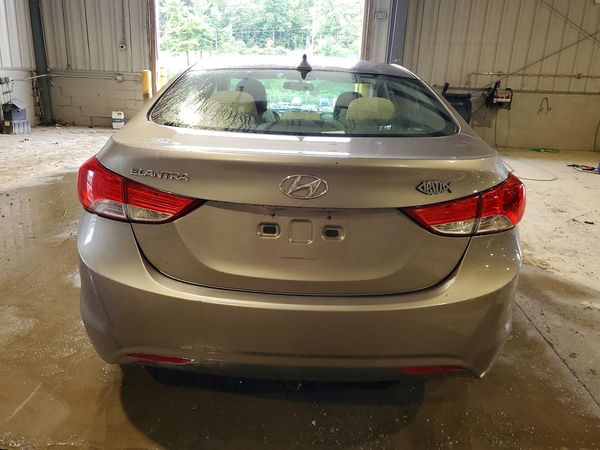 2013 HYUNDAI ELANTRA — DIRR