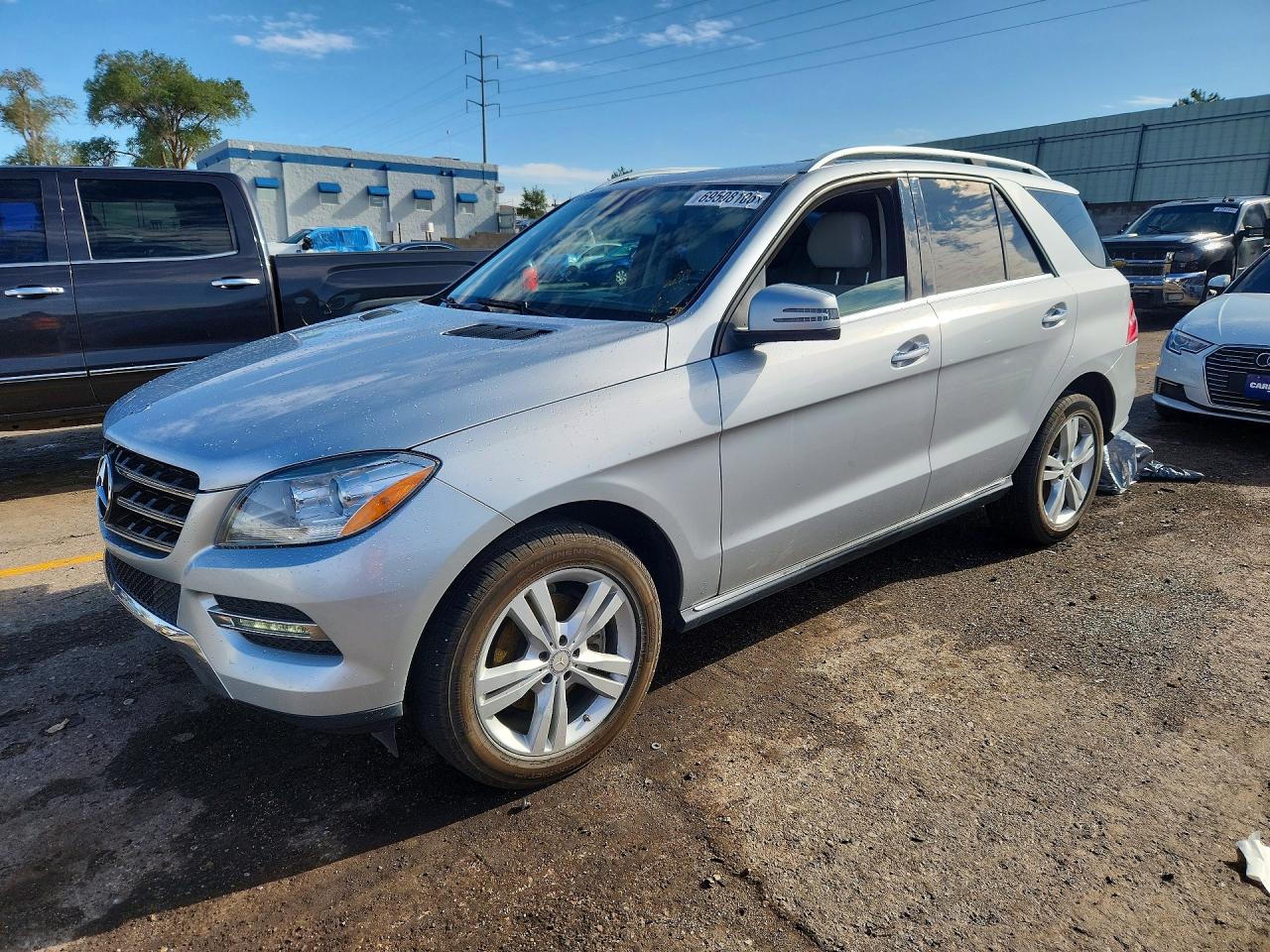 2013 MERCEDES-BENZ ML — Front 3/4