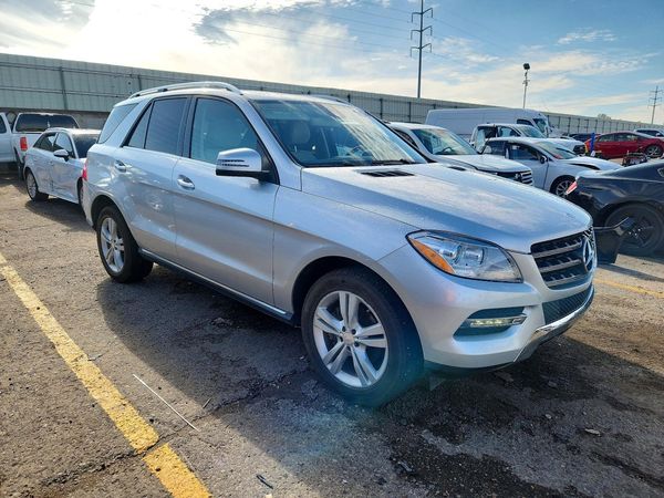 2013 MERCEDES-BENZ ML — Passenger 3/4
