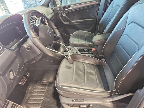 2022 VOLKSWAGEN TIGUAN — DENT