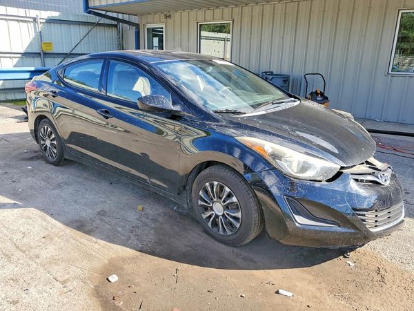 2016 HYUNDAI ELANTRA — Passenger 3/4