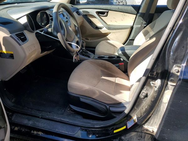 2016 HYUNDAI ELANTRA — DENT