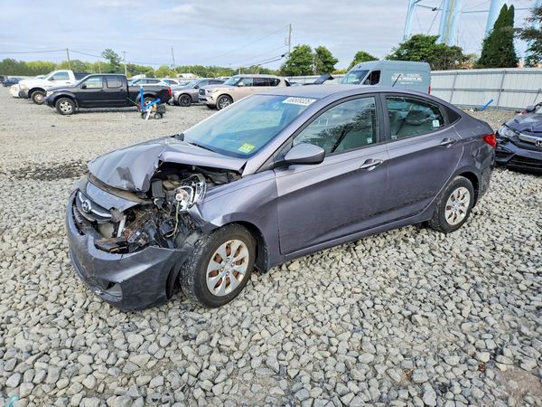 2015 HYUNDAI ACCENT — Front 3/4