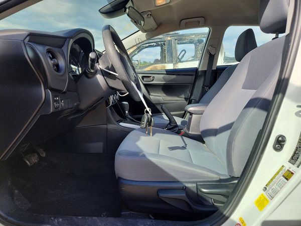 2017 TOYOTA COROLLA — DENT