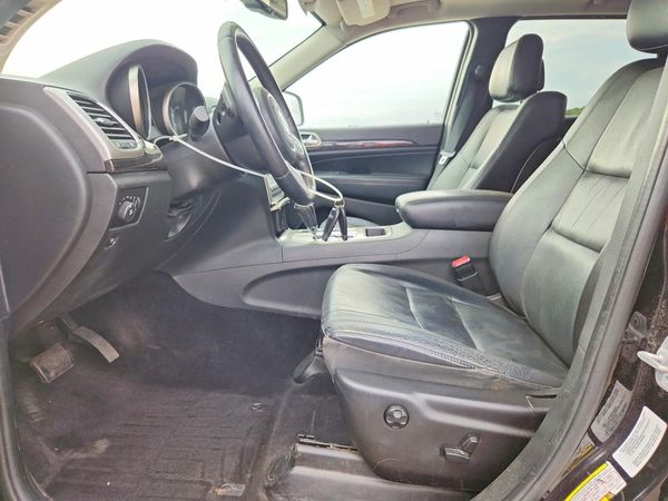 2012 JEEP CHEROKEE Laredo — DENT