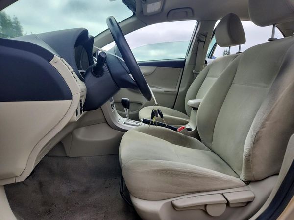 2013 TOYOTA COROLLA — DENT