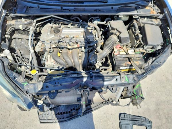 2016 TOYOTA COROLLA L/LE — Engine bay