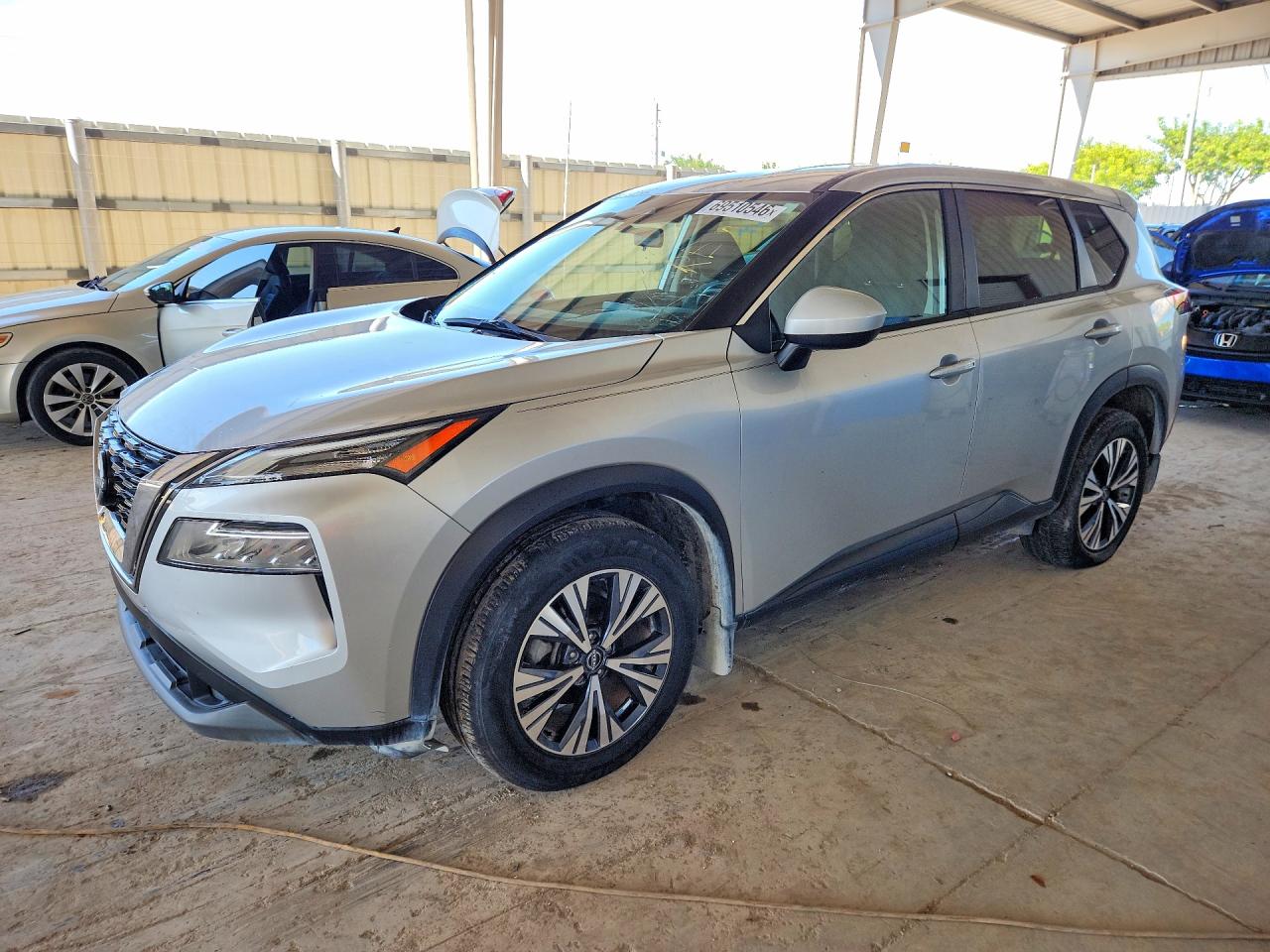2023 NISSAN ROGUE SV — Front 3/4