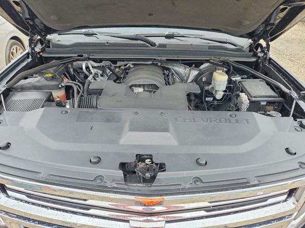 2016 CHEVROLET TAHOE LTZ — Engine bay