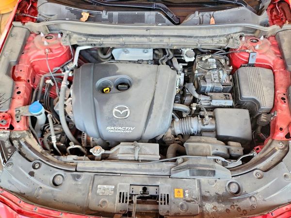 2019 MAZDA CX-5 — Engine bay