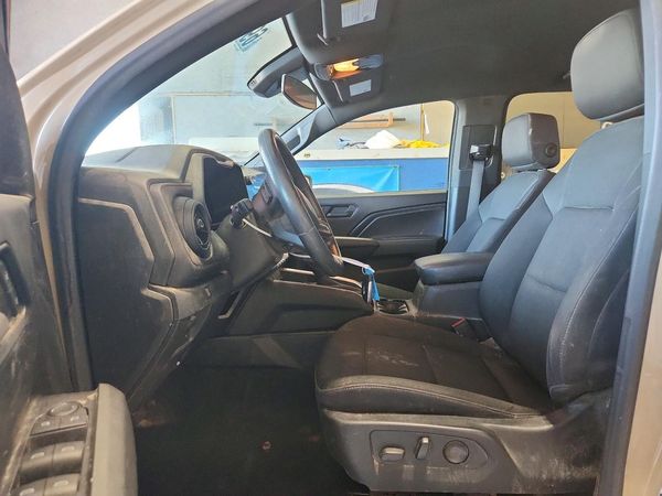 2023 CHEVROLET COLORADO Work Truck — DENT