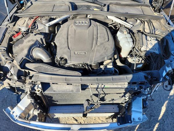 2019 AUDI A5 S Line quattro Prestige — Engine bay