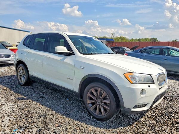 2014 BMW X3 xDrive28i — Passenger 3/4