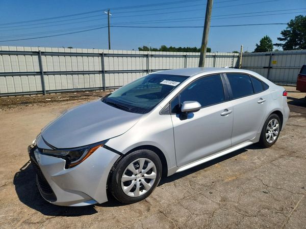 2022 TOYOTA COROLLA LE — Front 3/4
