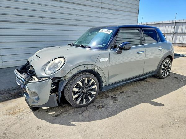 2017 MINI COOPER — DSFA — Front 3/4