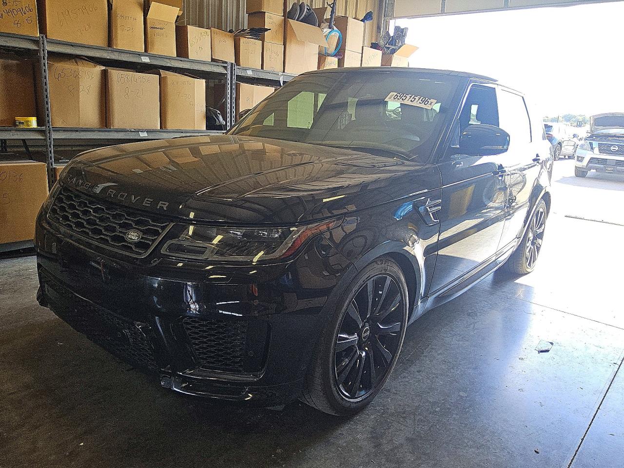 2019 LAND ROVER RANGE ROVER SPORT — Front 3/4