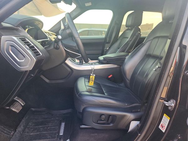 2019 LAND ROVER RANGE ROVER SPORT — DENT