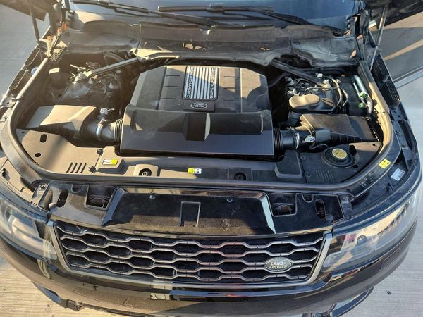 2019 LAND ROVER RANGE ROVER SPORT — Engine bay