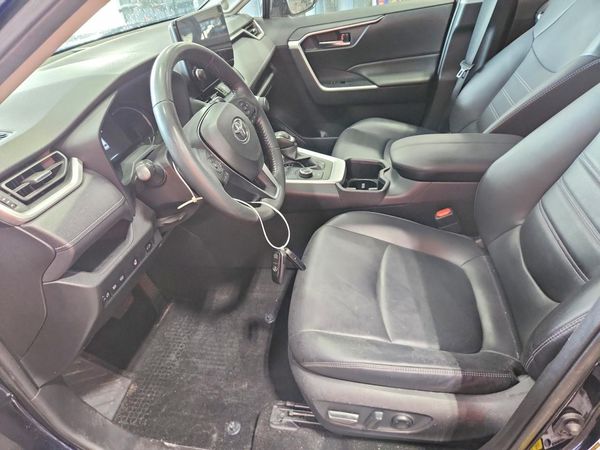 2023 TOYOTA RAV4 — DENT