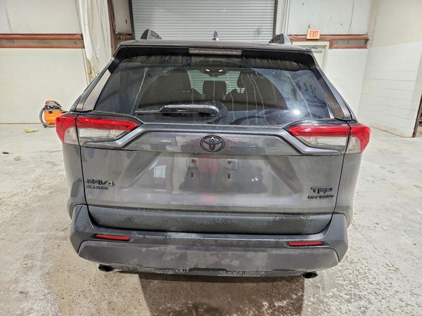 2021 TOYOTA RAV4 — DIRR