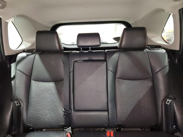 2021 TOYOTA RAV4 — SUVN