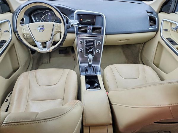 2016 VOLVO XC60 SV33 Premier — CKPT