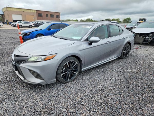 2019 TOYOTA CAMRY — DSFA — Front 3/4
