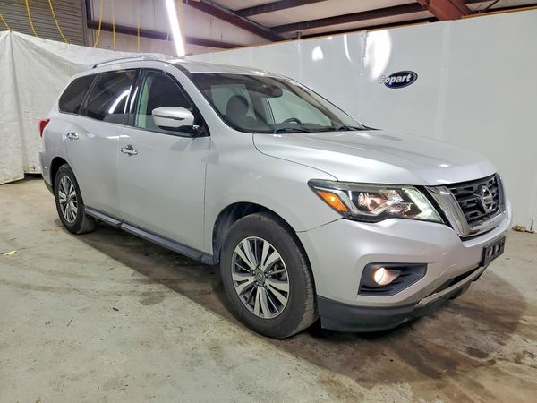 2019 NISSAN PATHFINDER — Passenger 3/4