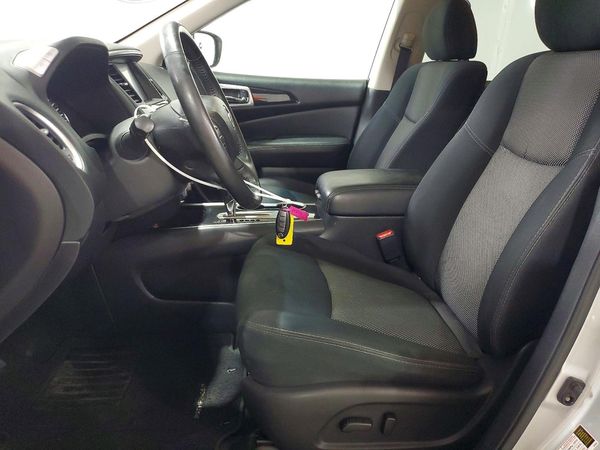 2019 NISSAN PATHFINDER — DENT