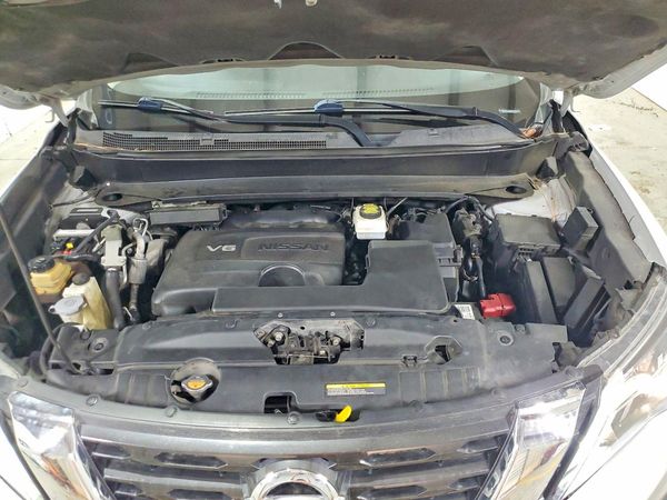 2019 NISSAN PATHFINDER — Engine bay