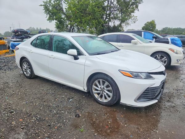 2023 TOYOTA CAMRY LE — Passenger 3/4