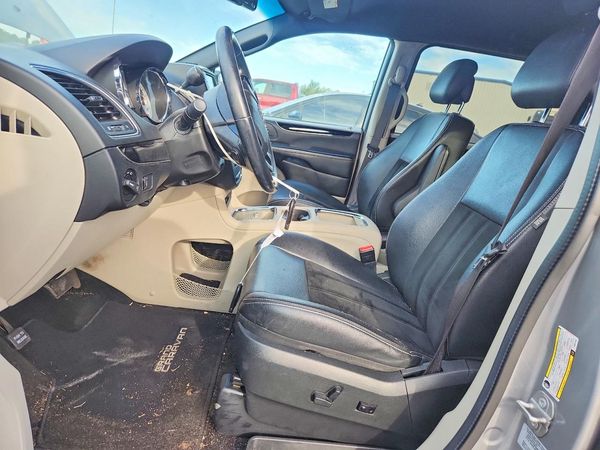 2017 DODGE GRAND CARAVAN SXT — DENT
