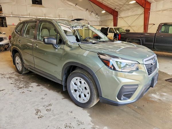 2021 SUBARU FORESTER — Passenger 3/4