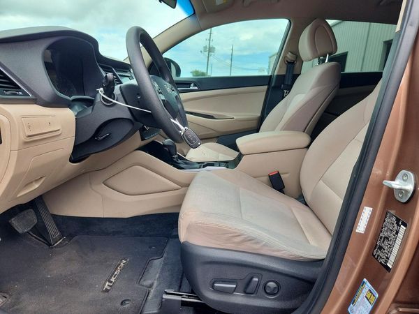 2016 HYUNDAI TUCSON — DENT