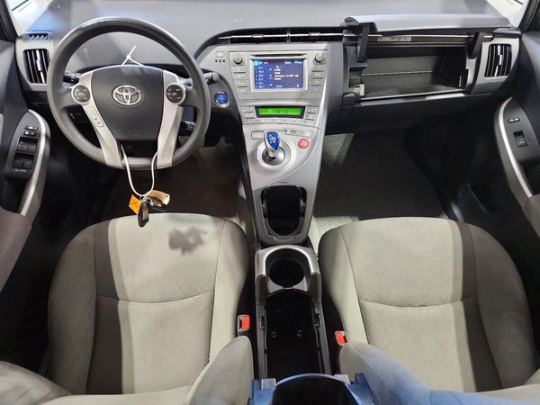 2015 TOYOTA PRIUS — CKPT