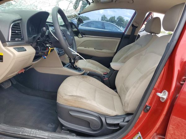 2017 HYUNDAI ELANTRA — DENT