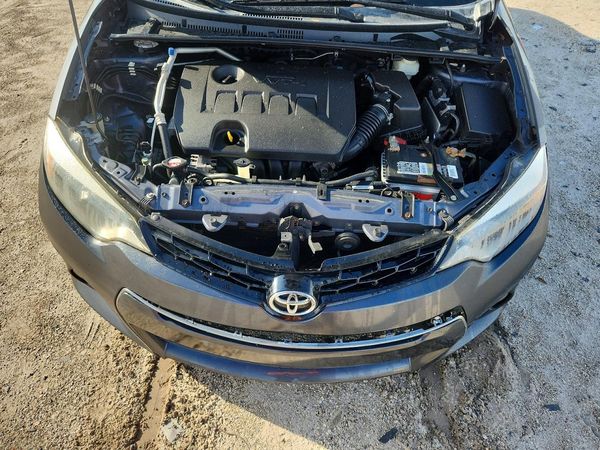 2014 TOYOTA COROLLA L/LE — Engine bay