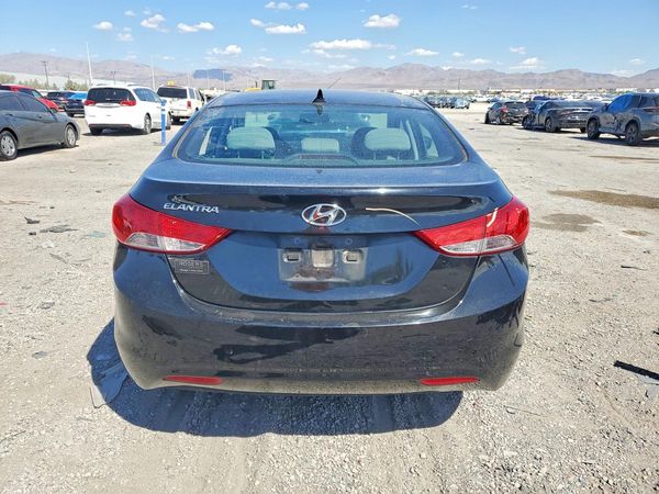 2013 HYUNDAI ELANTRA — DIRR