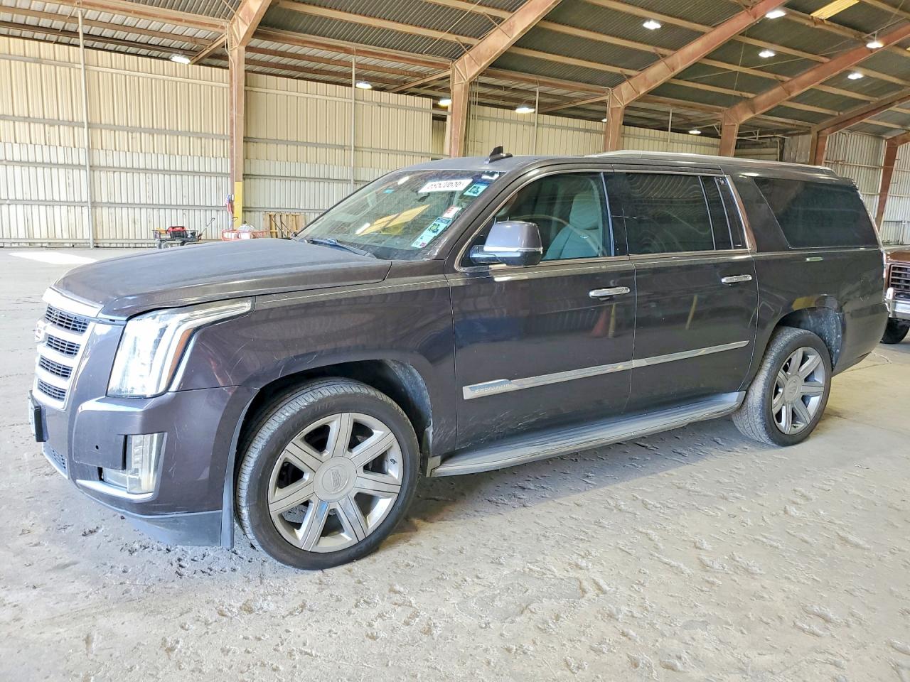 2015 CADILLAC ESCALADE — Front 3/4