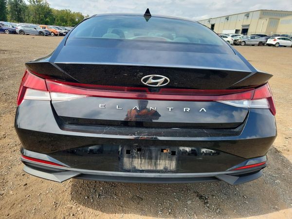 2021 HYUNDAI ELANTRA Blue — DIRR