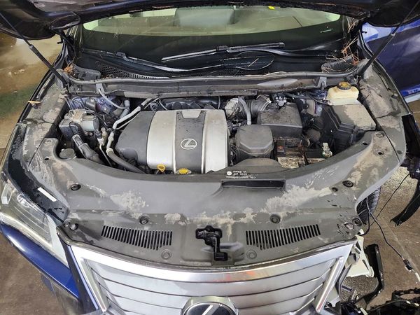 2017 LEXUS RX 350 — Engine bay
