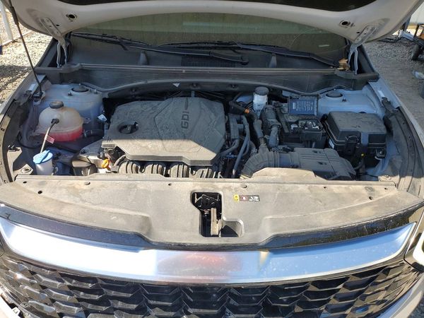 2025 KIA SPORTAGE — Engine bay
