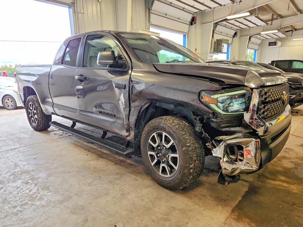 2020 TOYOTA TUNDRA — Passenger 3/4